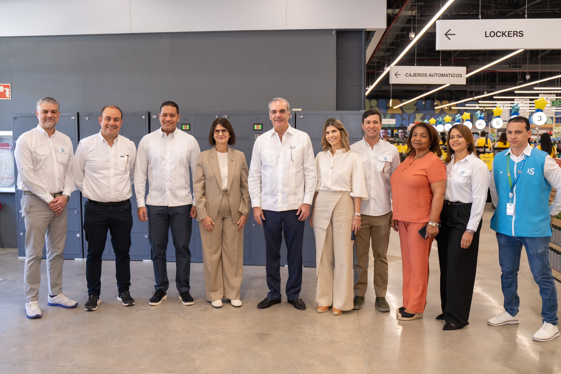 Visita presidencial destaca impacto de nueva tienda Sirena en el desarrollo del Sur
